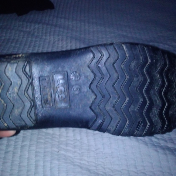 UGG rainboots - Picture 2 of 2